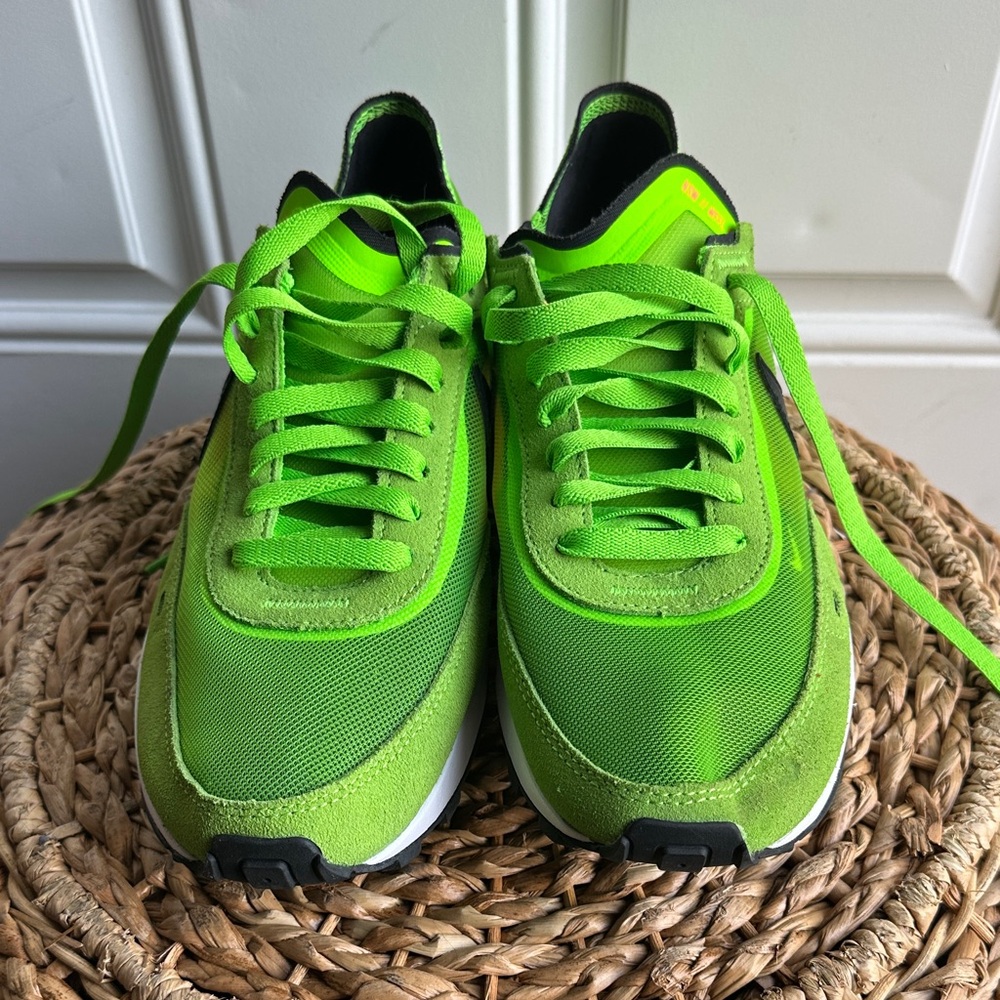 Nike Green Athletic Shoes